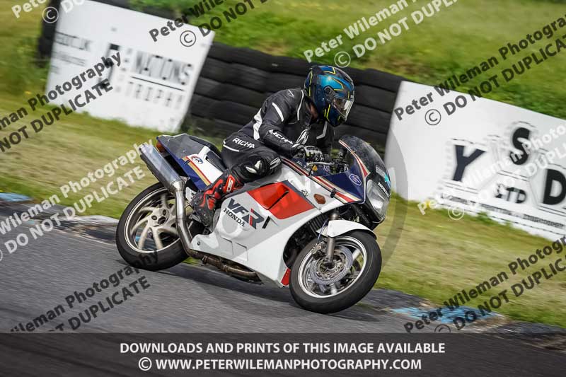 enduro digital images;event digital images;eventdigitalimages;lydden hill;lydden no limits trackday;lydden photographs;lydden trackday photographs;no limits trackdays;peter wileman photography;racing digital images;trackday digital images;trackday photos